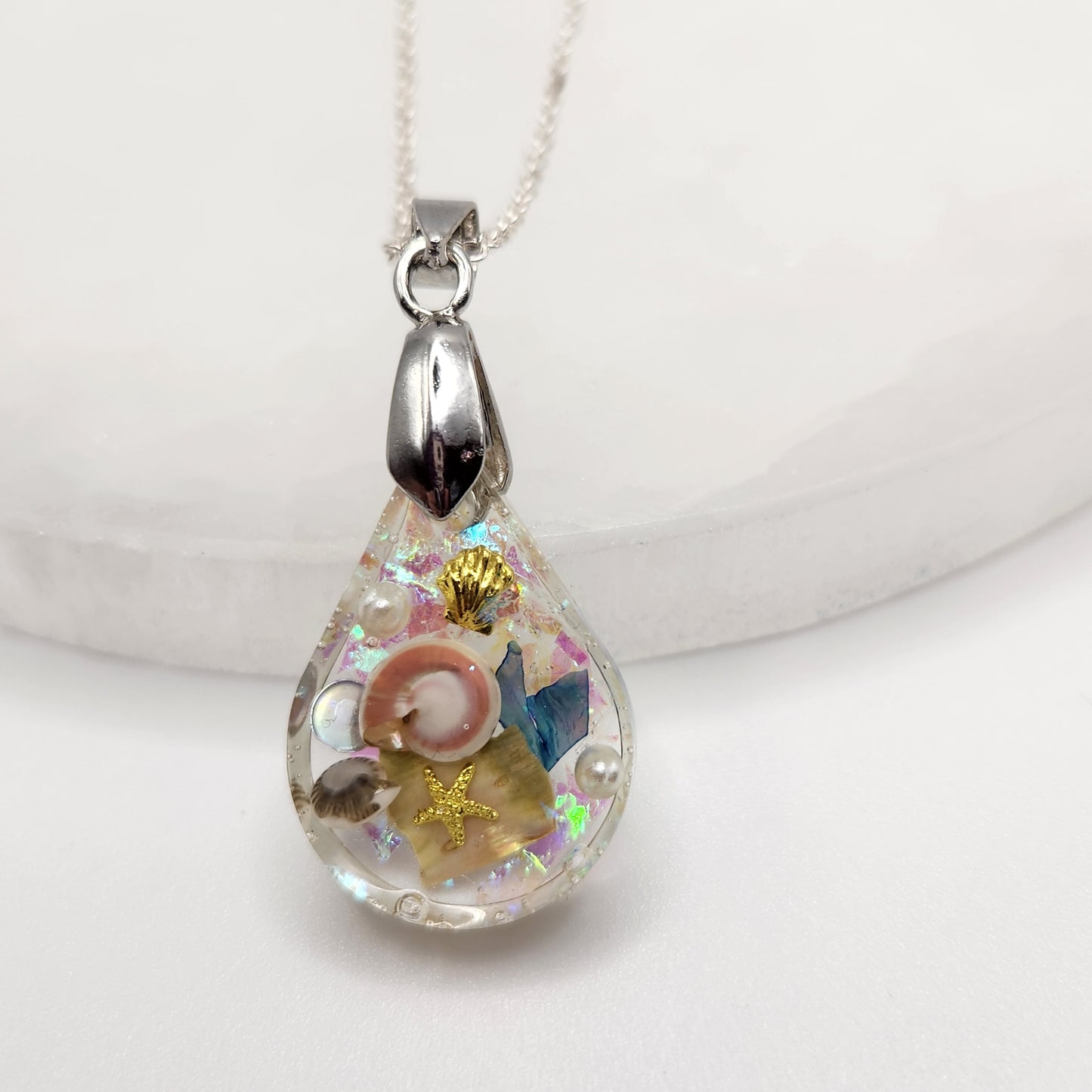 Teardrop necklace