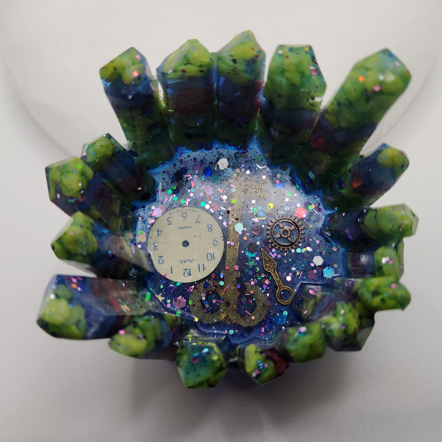 Crystal molded trinket holder
